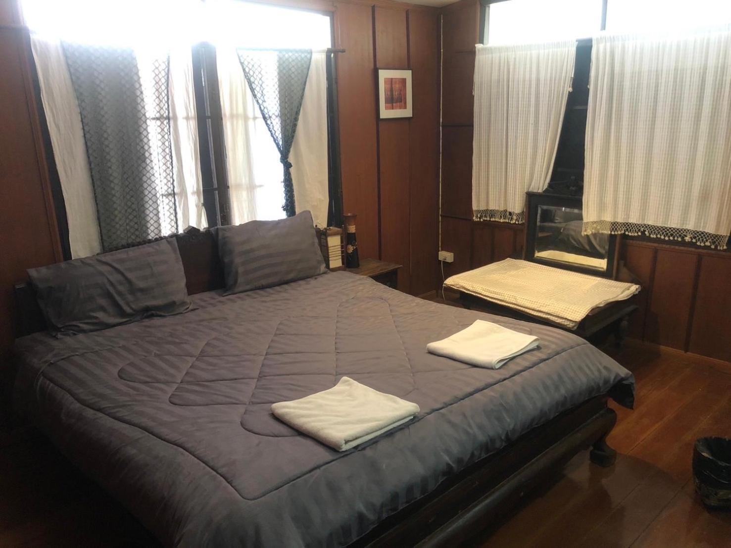 Nearthepark Boutique House Hostel Chiang Mai Exterior photo